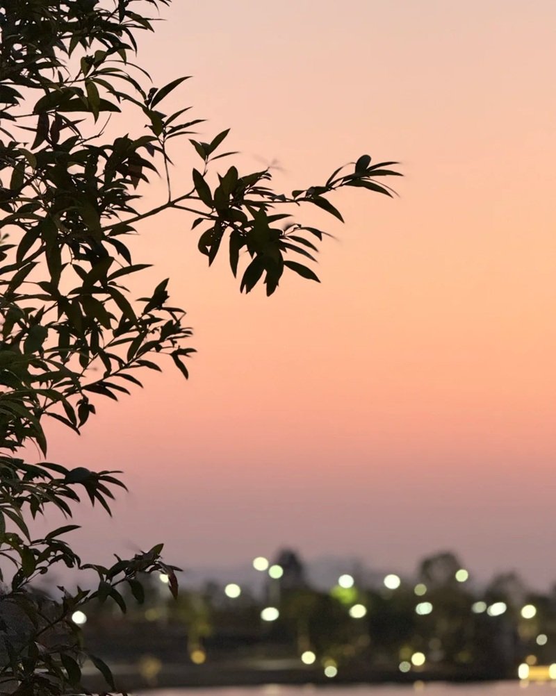 ảnh bầu trời buồn tâm trạng 28