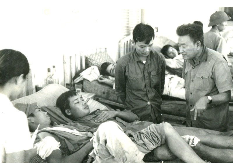 ảnh bộ đội buồn 28