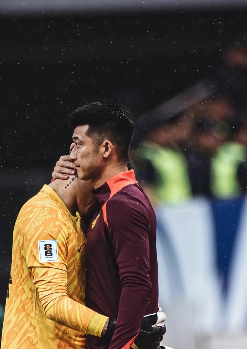 ảnh bóng đá buồn 39