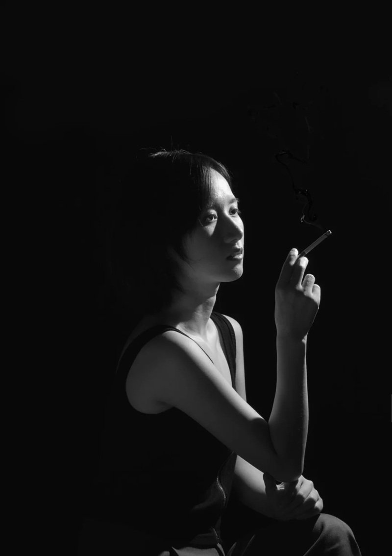 ảnh buồn đen trắng nữ 2