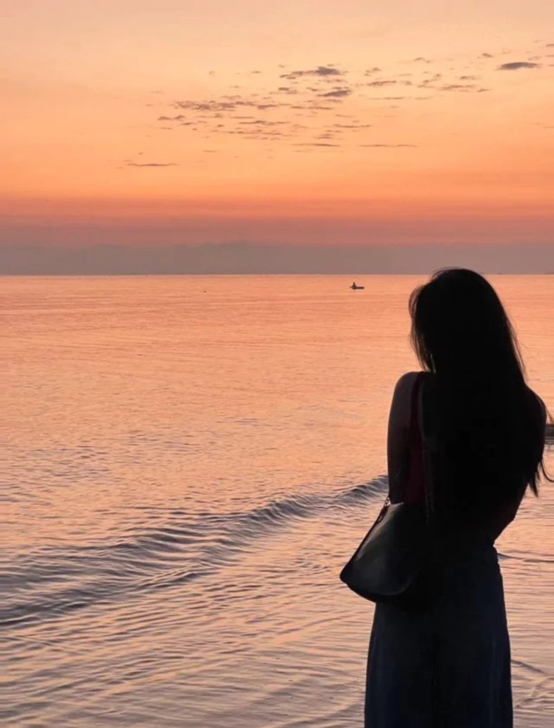 ảnh buồn kẻ cô độc 37