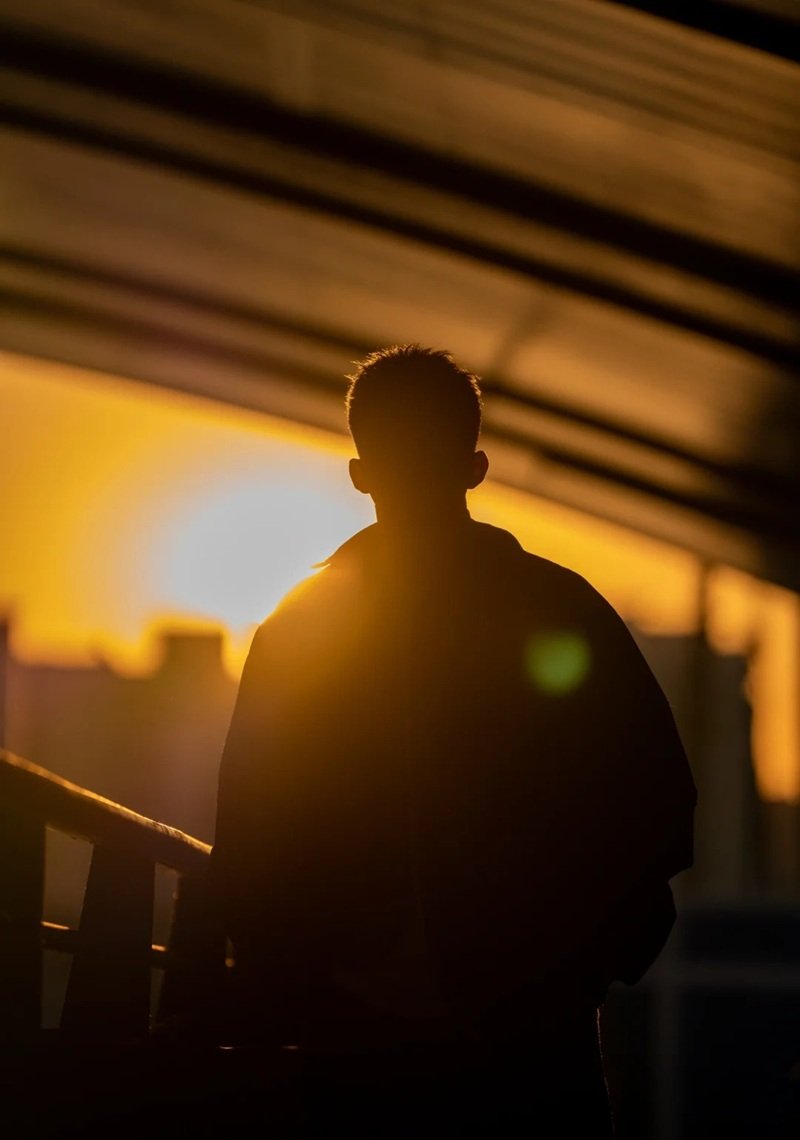 ảnh buồn nam chất 29