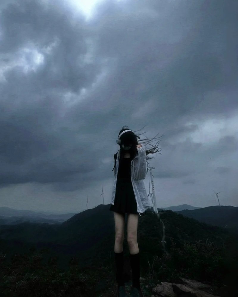 ảnh cô đơn, buồn con gái 24