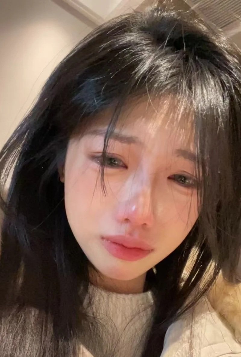 ảnh cô gái buồn 14