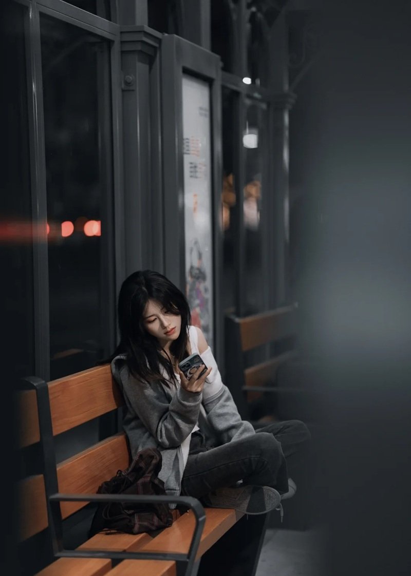 ảnh cô gái buồn 25