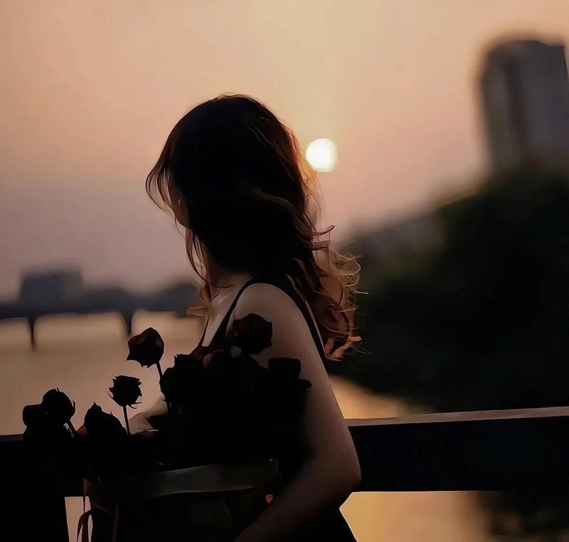 ảnh đại diện facebook buồn 5