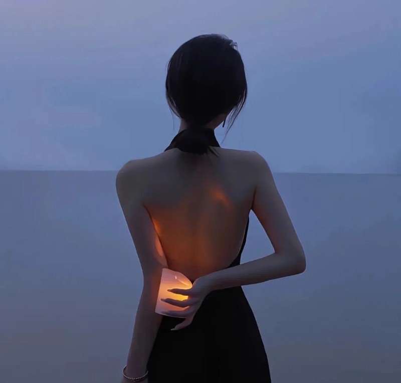 facebook ảnh cô gái buồn 18