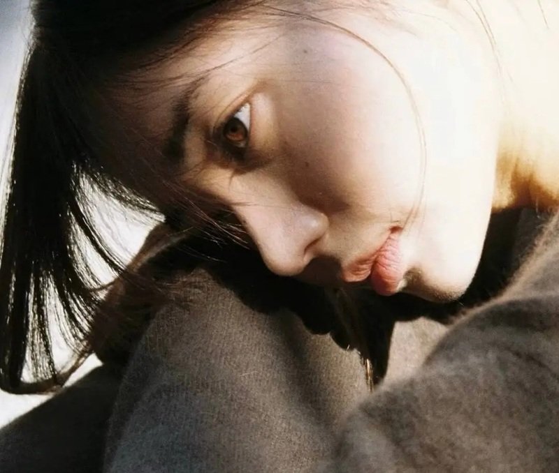 hình ảnh avatar buồn cho nữ 14