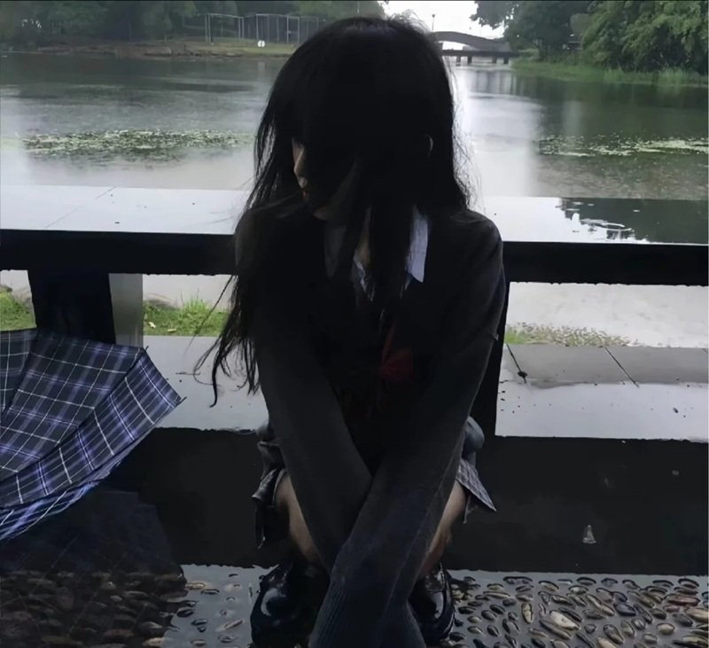 hình ảnh avatar buồn cho nữ 39