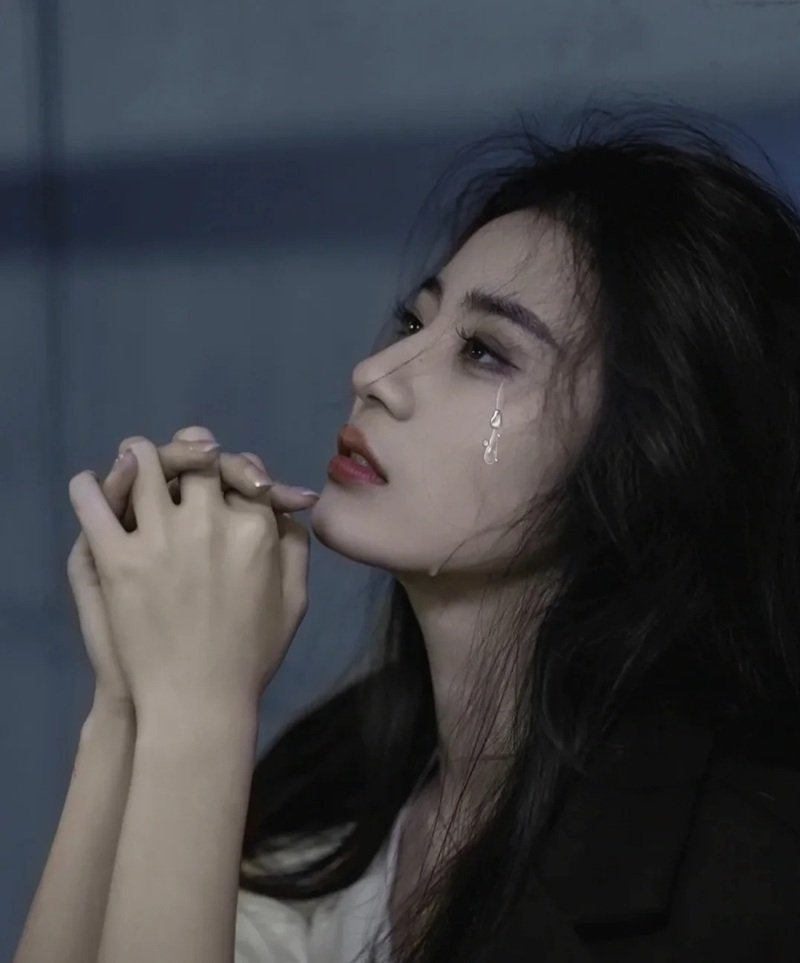 hình ảnh buồn, đau lòng nữ 34