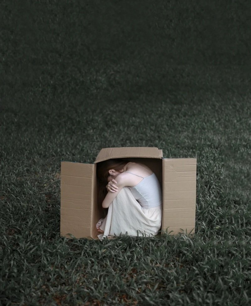 hình ảnh buồn mệt mỏi nữ 12