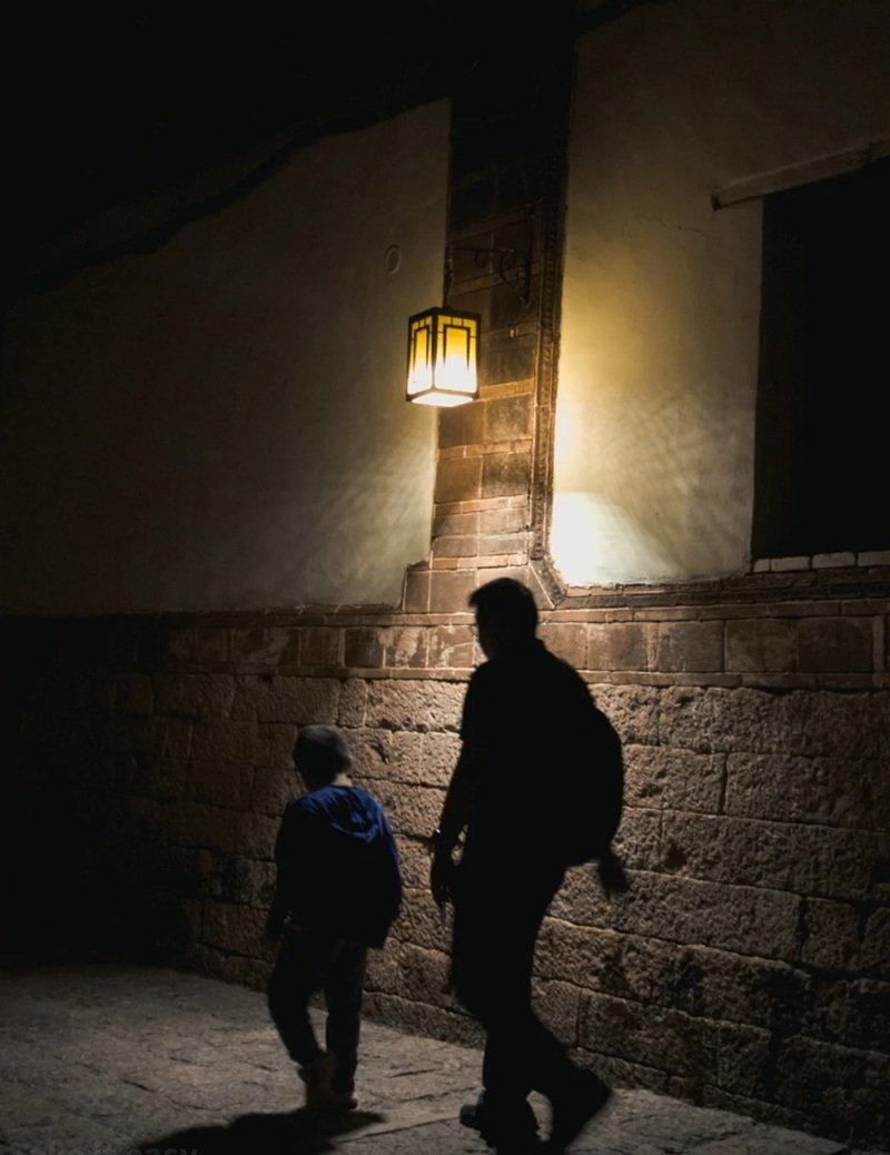 hình ảnh cha con buồn 3