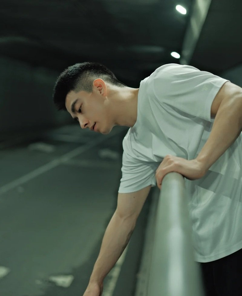 hình ảnh chill buồn nam 40