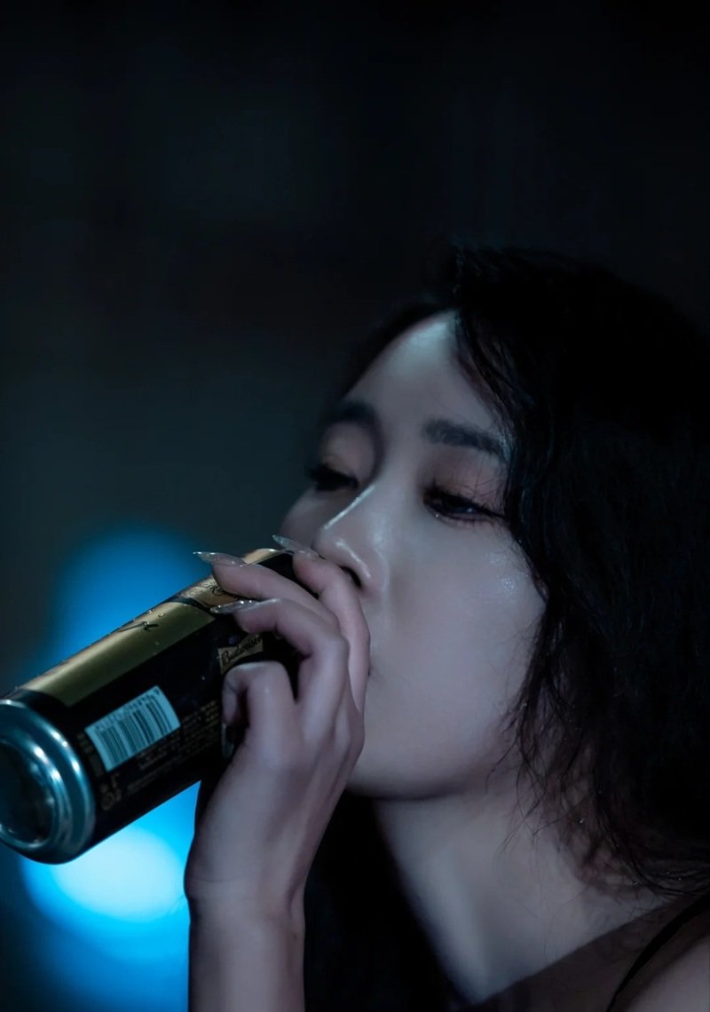 hình ảnh chill buồn nữ 20