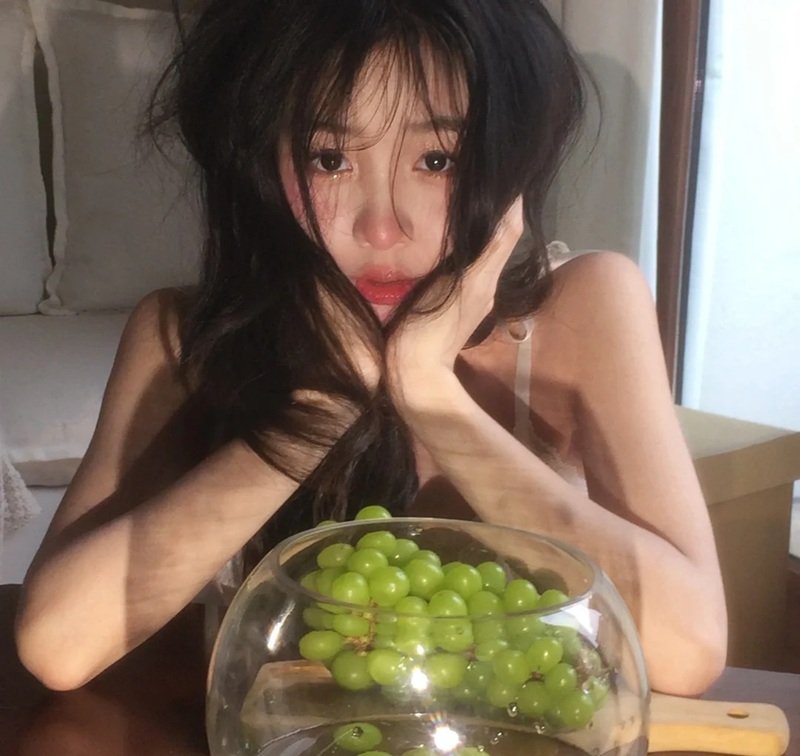 hình ảnh chill buồn nữ 9