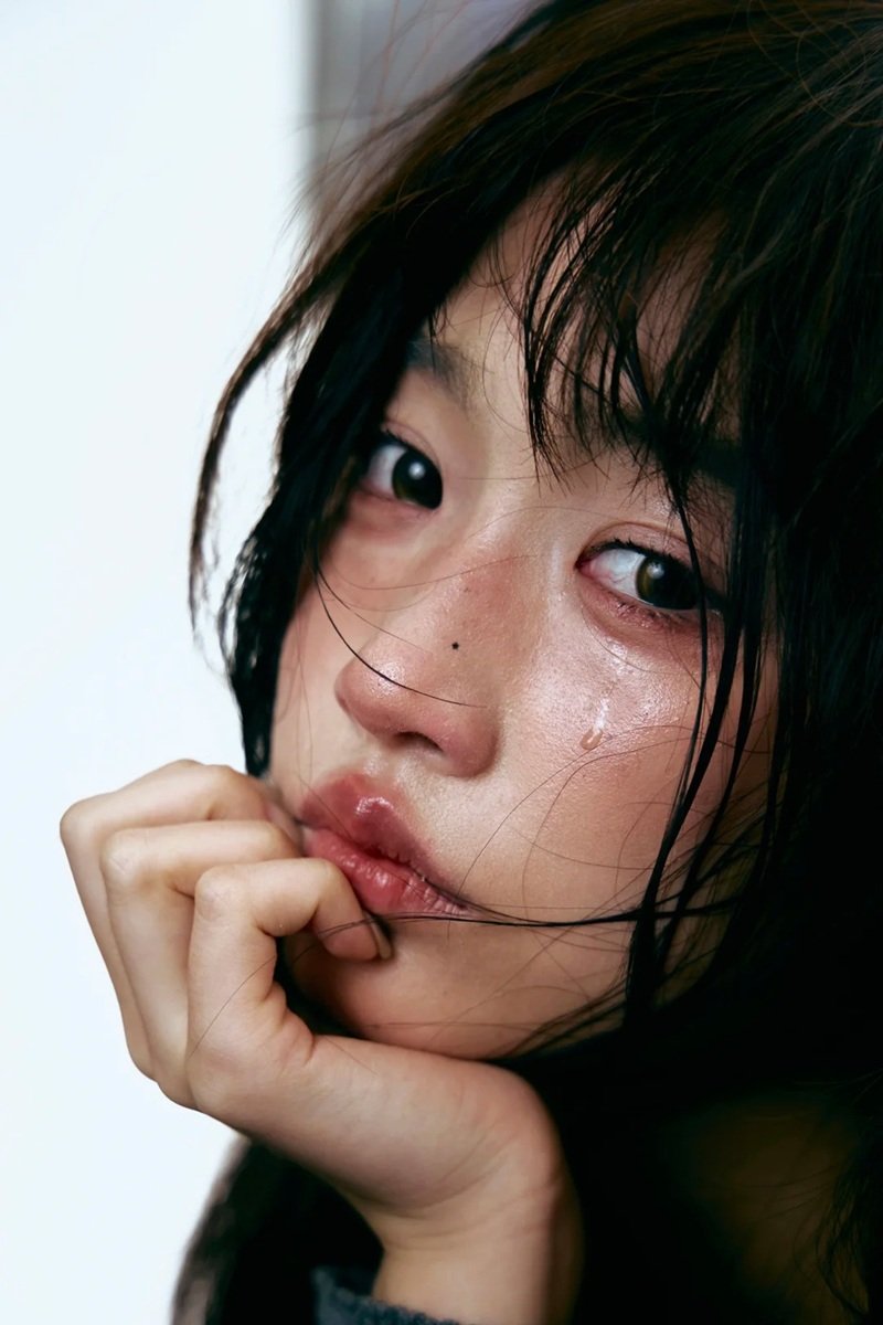 ánh mắt buồn 28