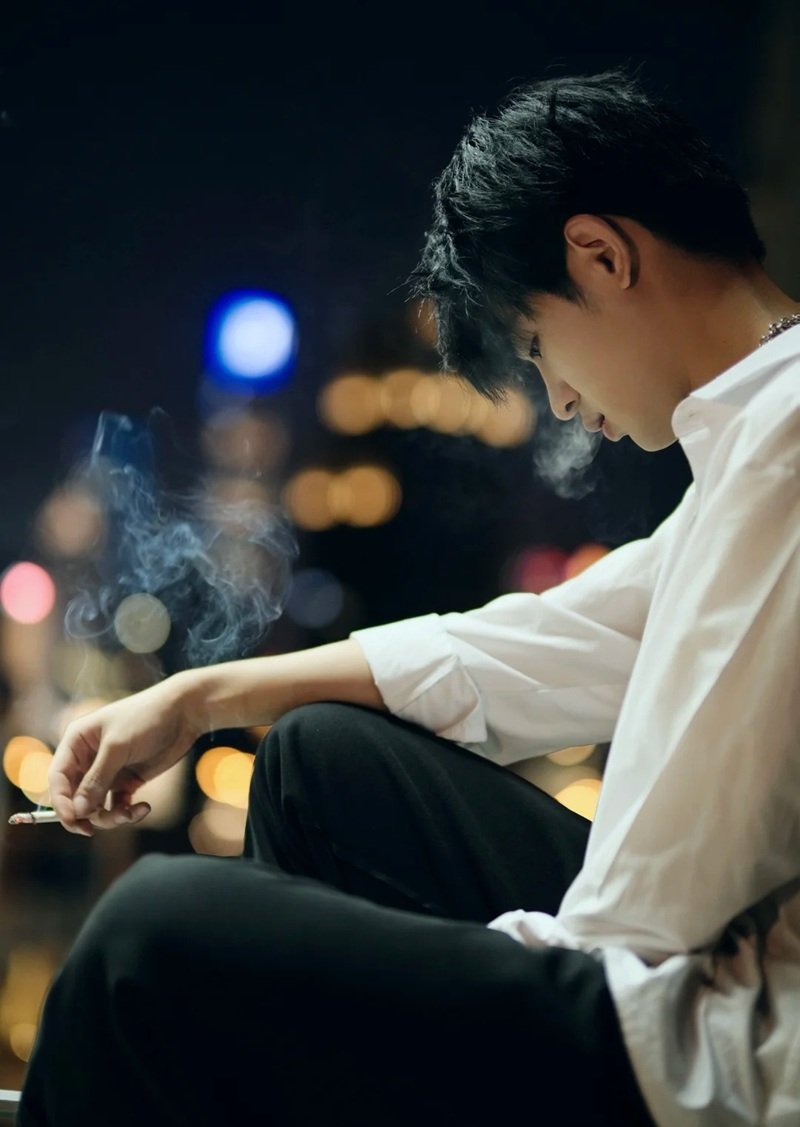 ảnh overthinking buồn 36