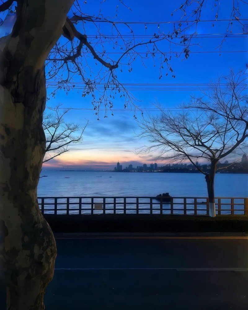 hình ảnh bầu trời buồn tâm trạng 16