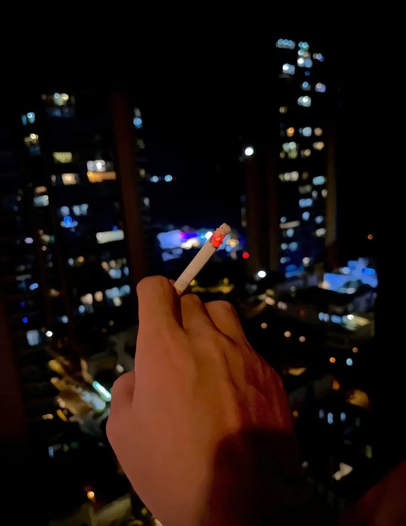 hình ảnh hết tiền buồn 6