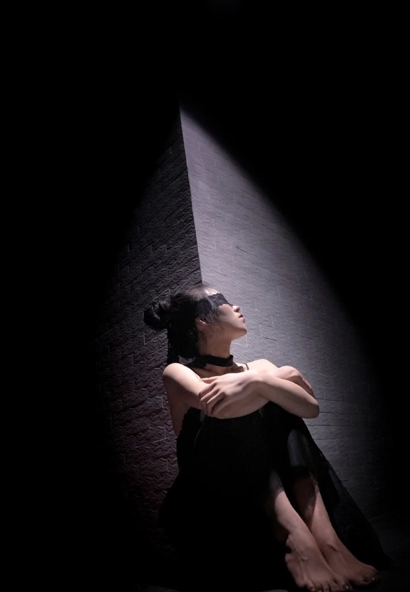 hình ảnh mệt mỏi muốn buông xuôi tất cả 29