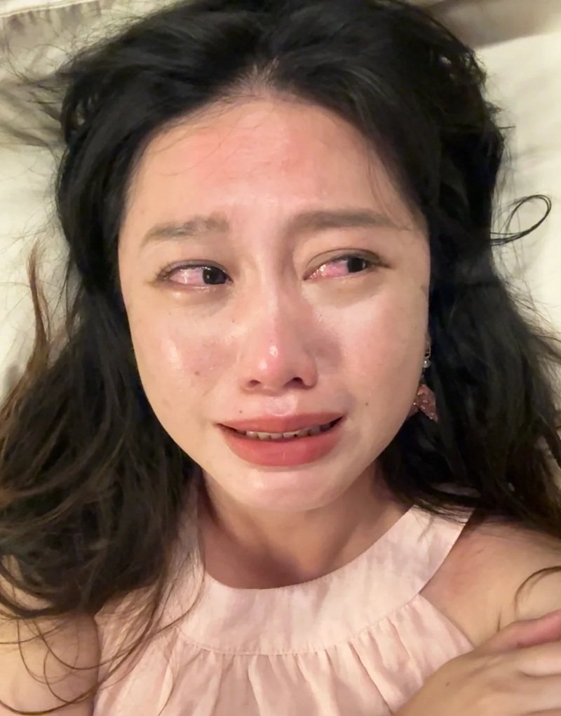 những hình ảnh chia tay buồn nhất 2