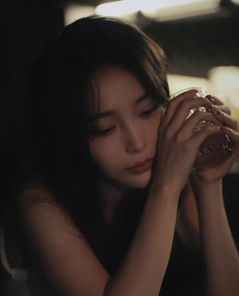 những hình ảnh chia tay buồn nhất 22