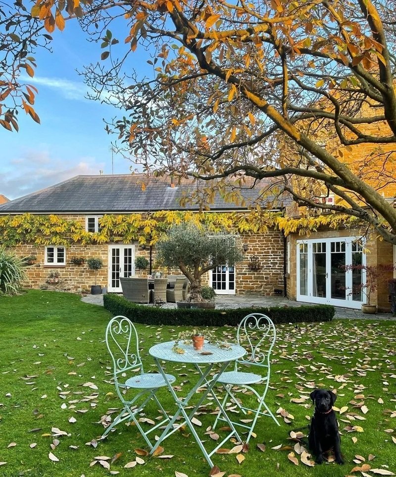 ý tưởng sân vườn đẹp tự làm 33