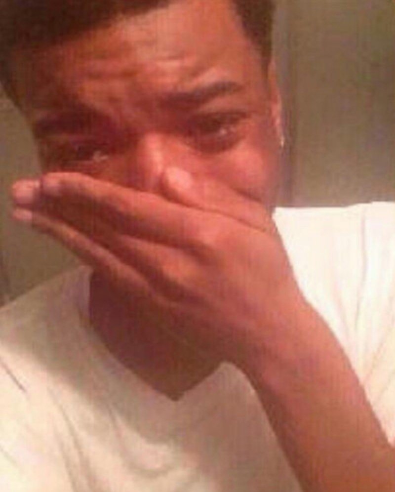 Ảnh Anh Da Đen Khóc 28