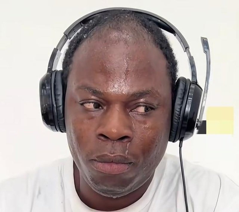 Ảnh Anh Da Đen Khóc 3