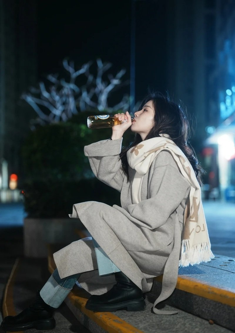 Ảnh Uống Rượu Buồn 13