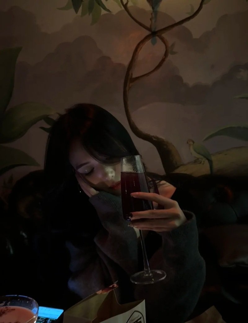 Ảnh Uống Rượu Buồn 20