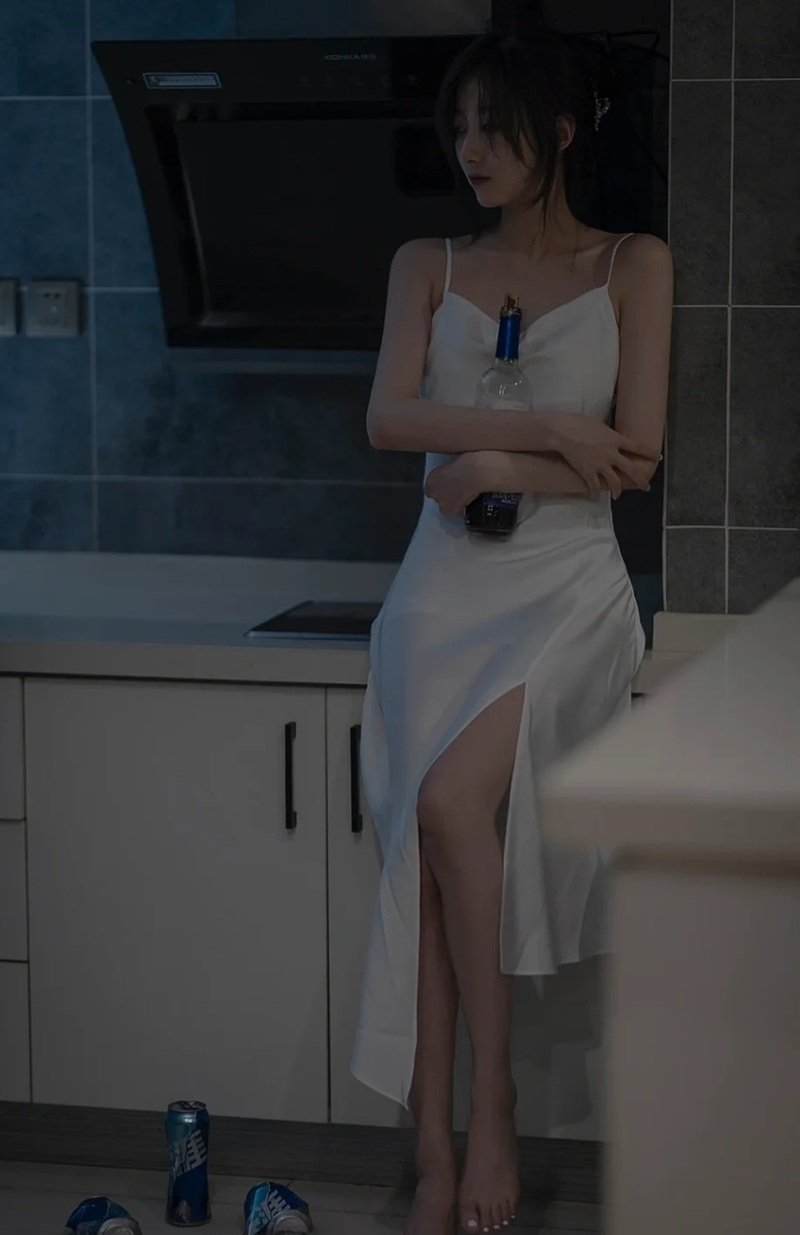 Ảnh Uống Rượu Buồn 23