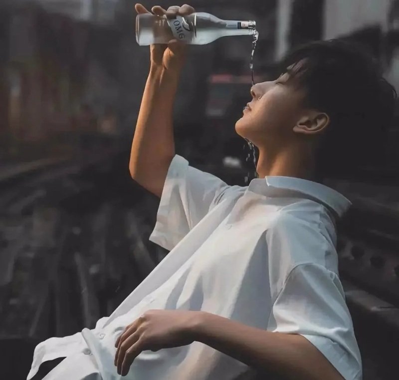 Ảnh Uống Rượu Buồn 26