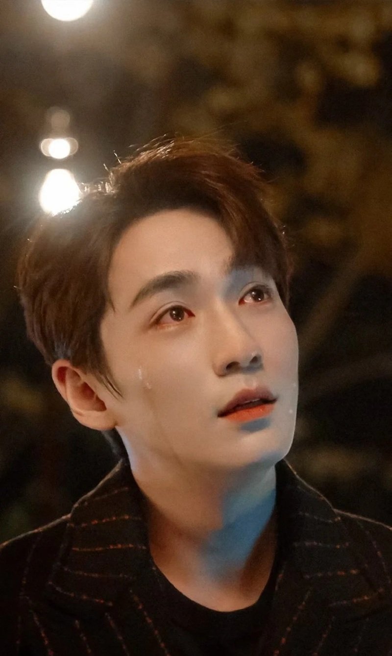 Chill ảnh buồn tâm trạng khóc nam