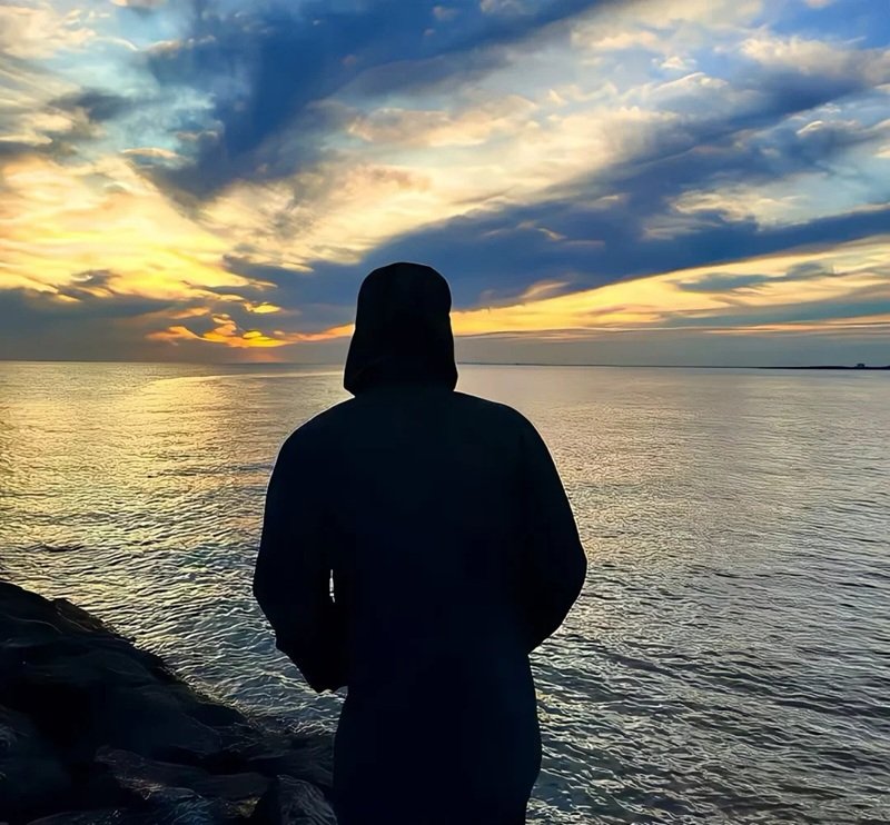 Cô Đơn Ảnh Buồn Nam 9