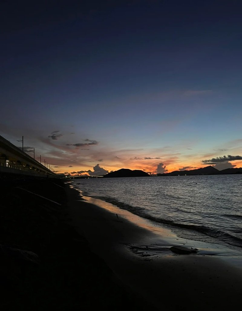 ảnh bầu trời hoàng hôn buồn 3