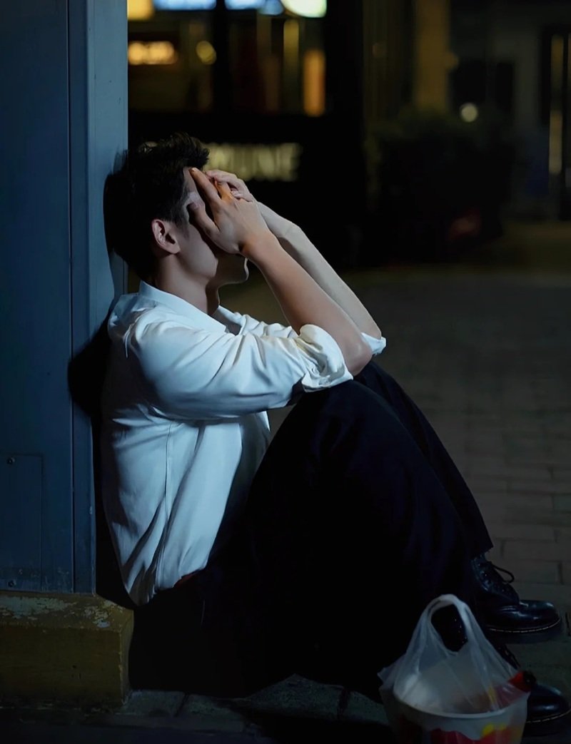 ảnh buồn đời 20