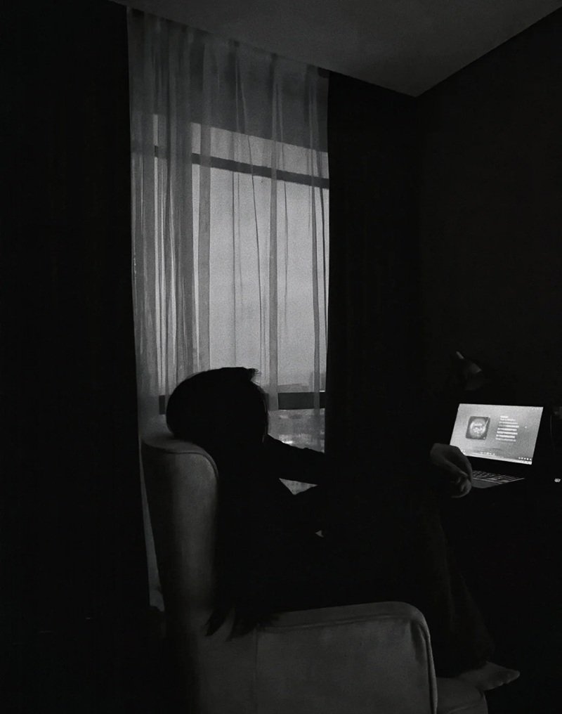 ảnh buồn đời 32