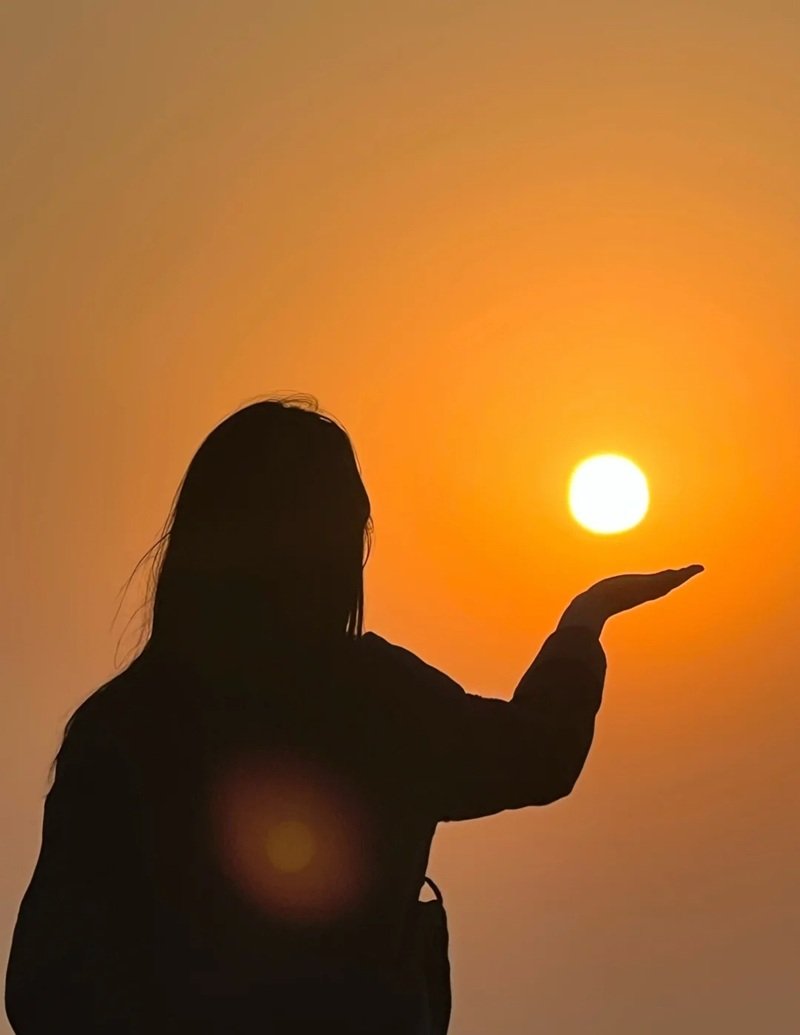 ảnh cô gái buồn 1