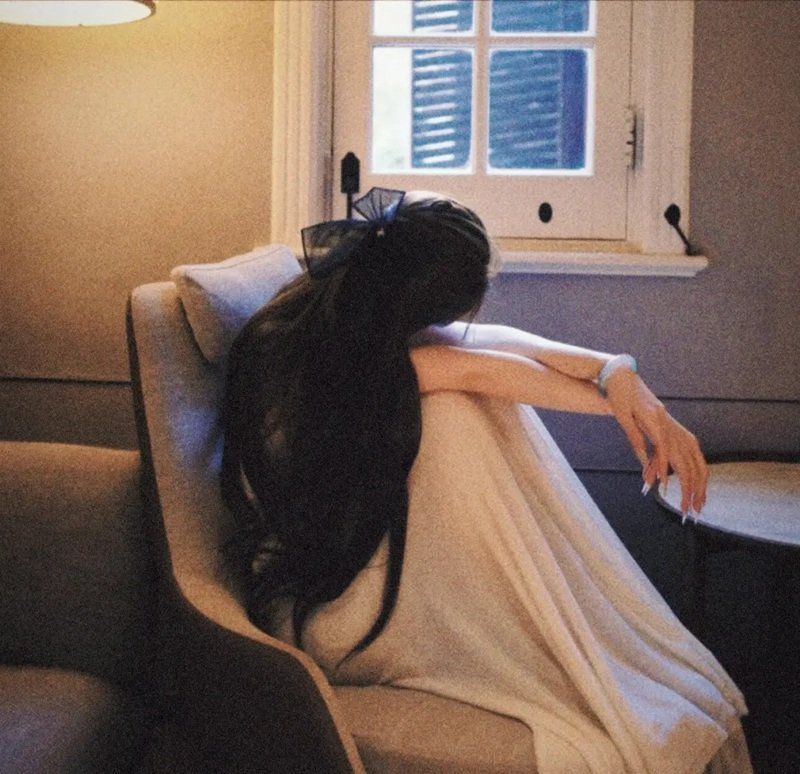 ảnh đại diện buồn 5