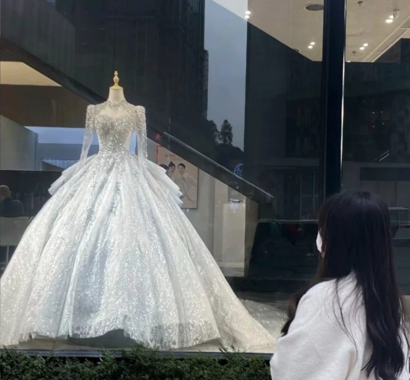 ảnh nhìn váy cưới 5