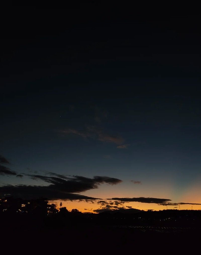 ảnh phong cảnh đêm buồn 17