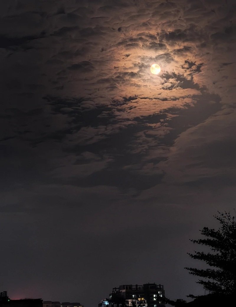 ảnh phong cảnh đêm buồn 38