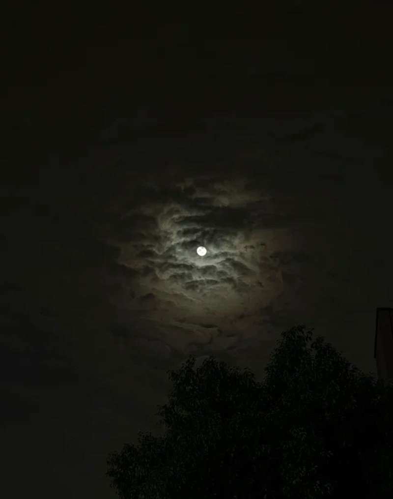 ảnh phong cảnh đêm buồn 8