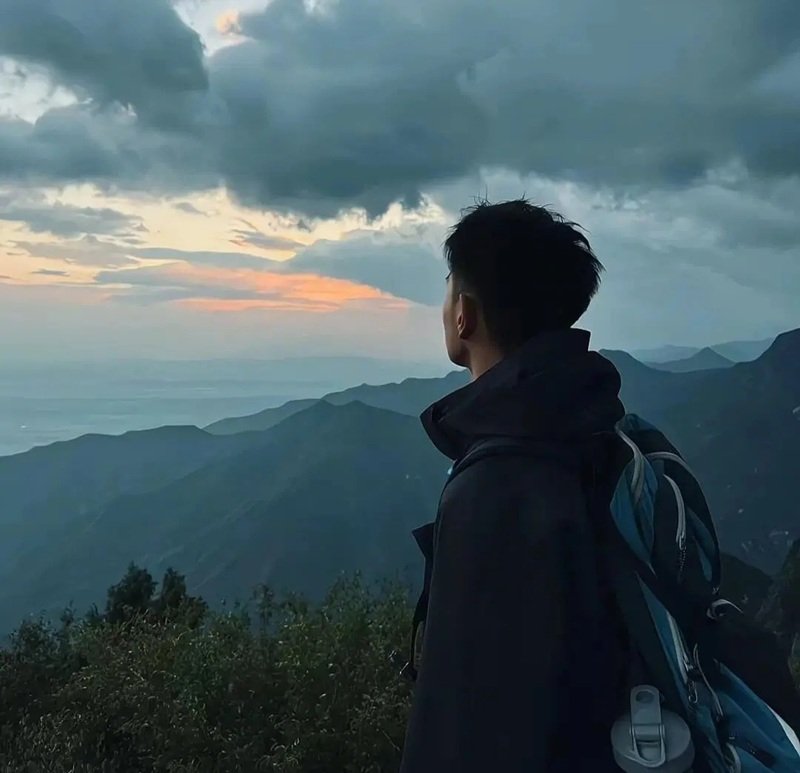 ảnh quay lưng nam buồn 11