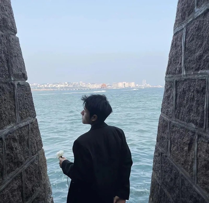 ảnh quay lưng nam buồn 41