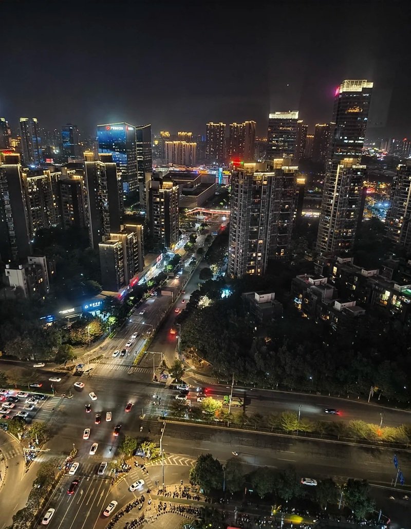 ảnh thành phố về đêm 18