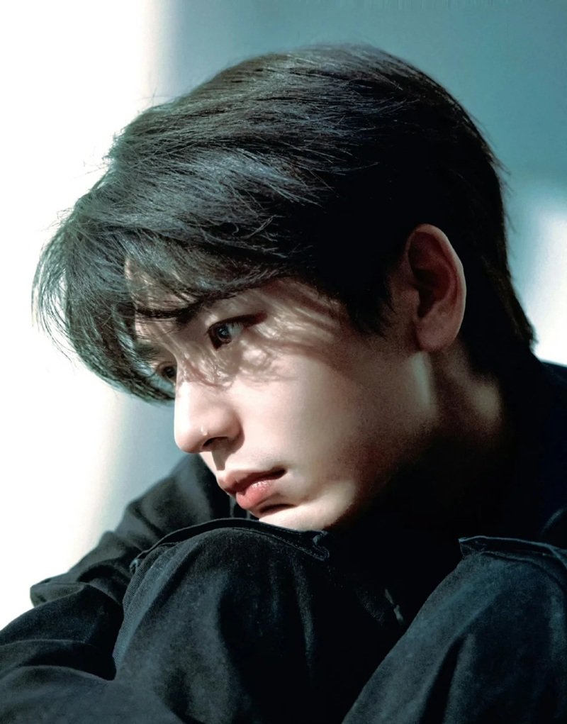 ảnh trai đẹp khóc 13