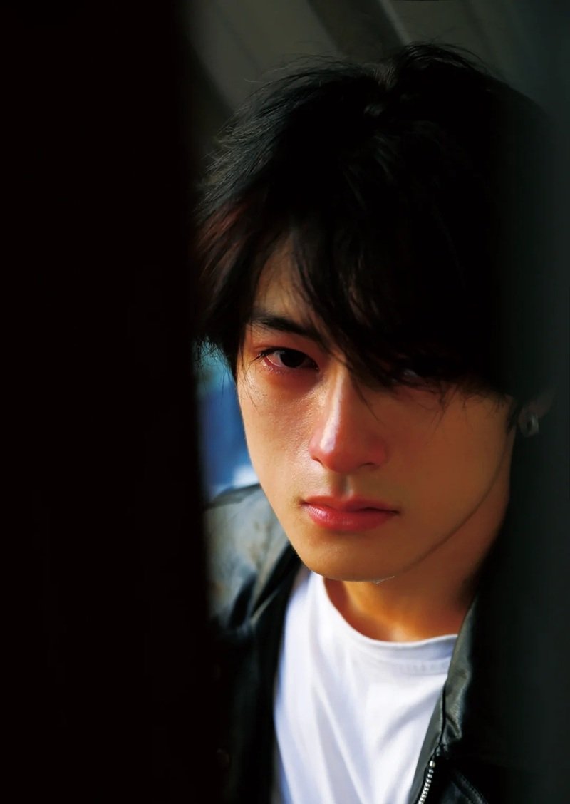 ảnh trai đẹp khóc 32