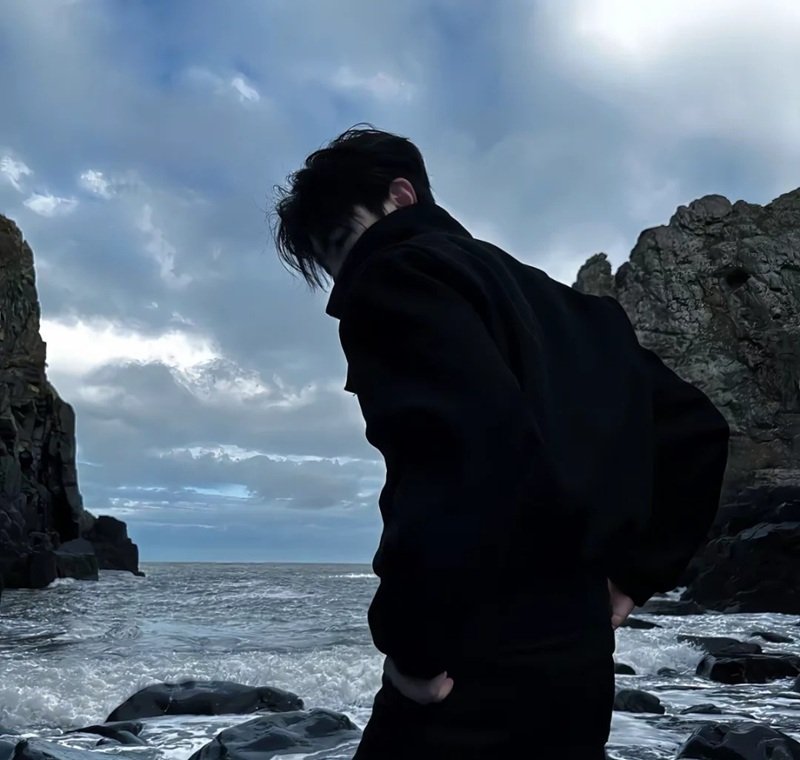 avatar buồn nam ngầu 17